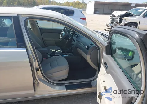 2010 Ford Fusion Se из США, поврежденный, VIN 3FAHP0HG7AR356274